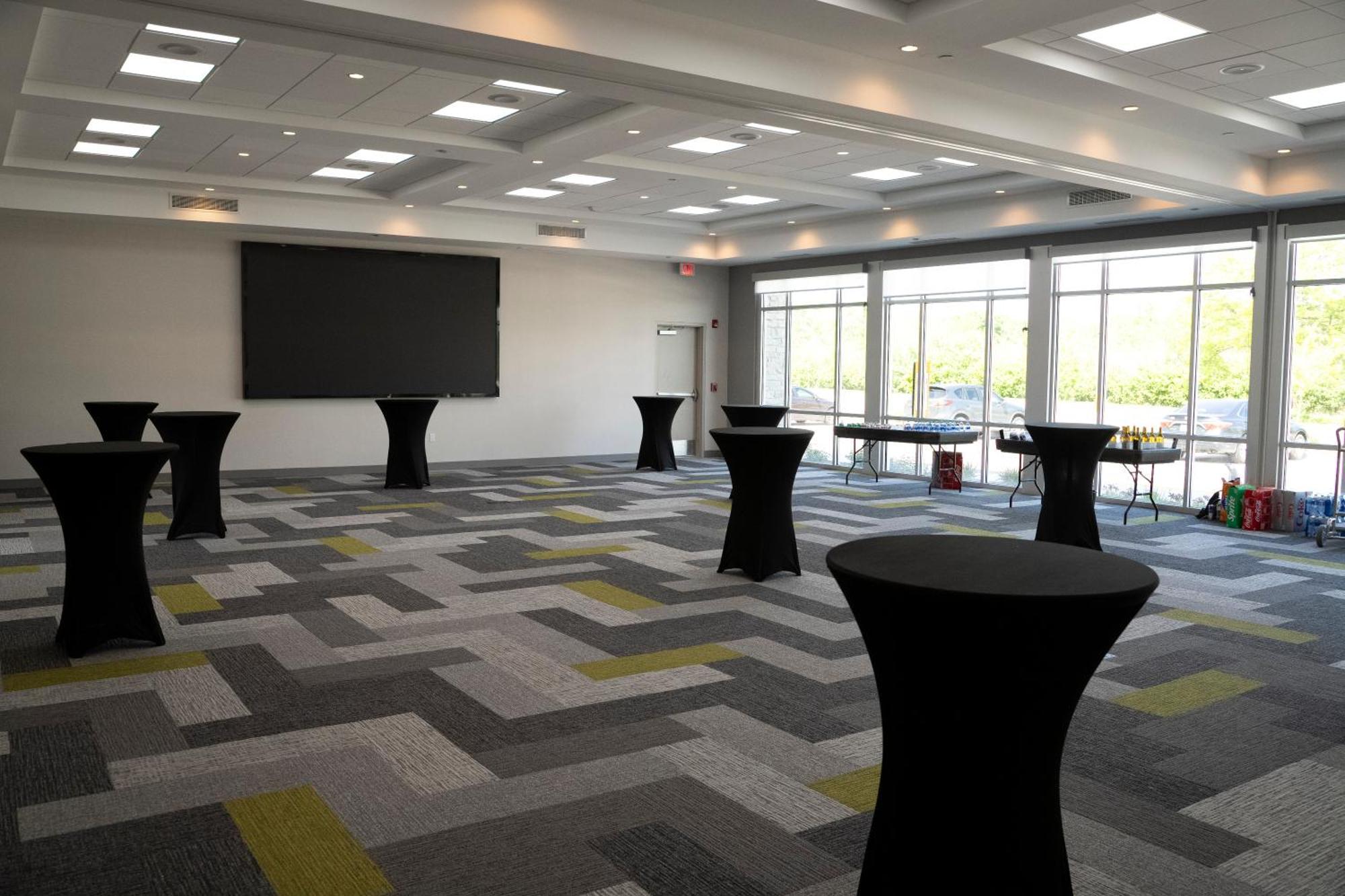 Holiday Inn Express & Suites Chicago Schaumburg By Ihg Εξωτερικό φωτογραφία