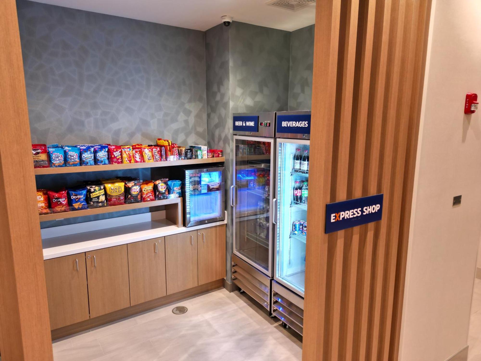 Holiday Inn Express & Suites Chicago Schaumburg By Ihg Εξωτερικό φωτογραφία